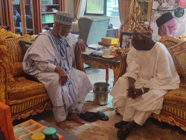 In Picture:  Obasanjo Visits Abdulsalami Abubakar  In Minna