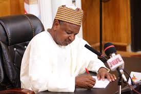 Naira Crisis:  Kebbi Govt Takes Steps To Support Citizens, Announces N1.1b Grant Package