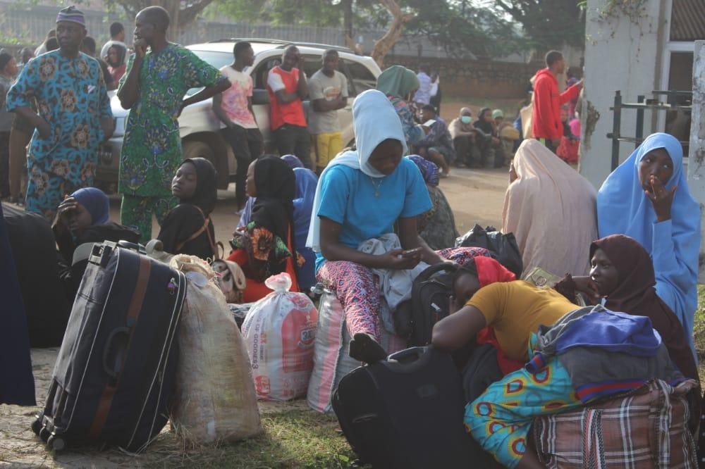 ASUU:  Over 900 Varsity Students  Board Fare-Free Busses Provided  By  Kwara Govt  In Ilorin