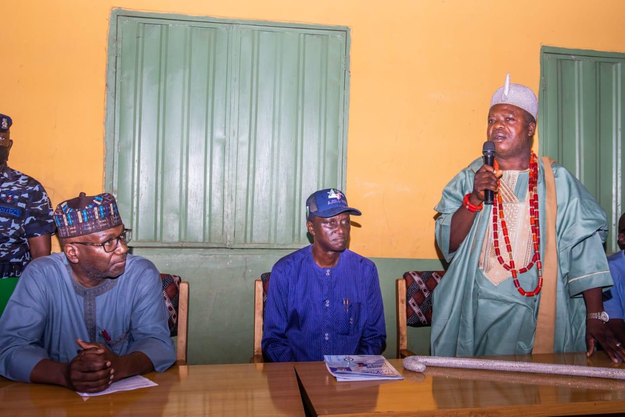 Village Square Meeting : Kwara Gov  Promises Rural Dwellers Improved Social Amenities   