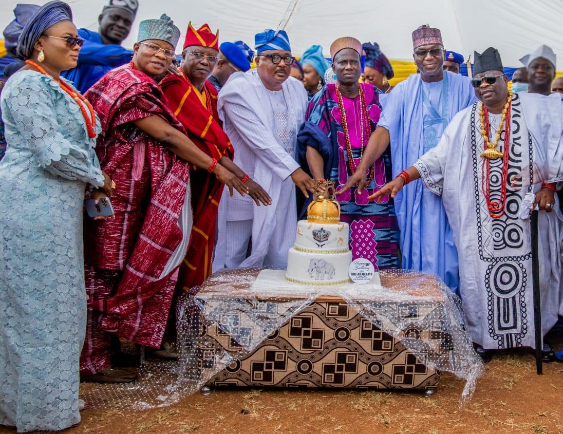 Gov Abdulrazaq Attends Onipe’s 20th Coronation Anniversary In Ipee, Says  Traditional Rulers Key To Peace, Devt