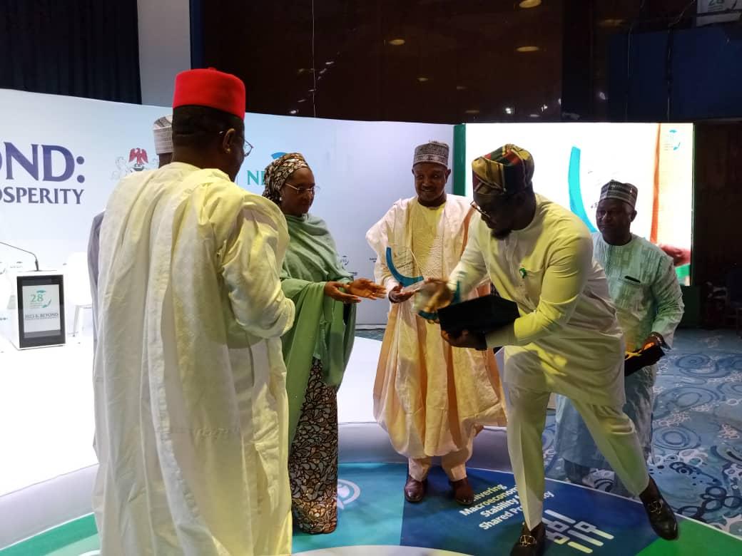Transparency And Accountability: Kebbi Govt Receives Award Of Excellence In Abuja