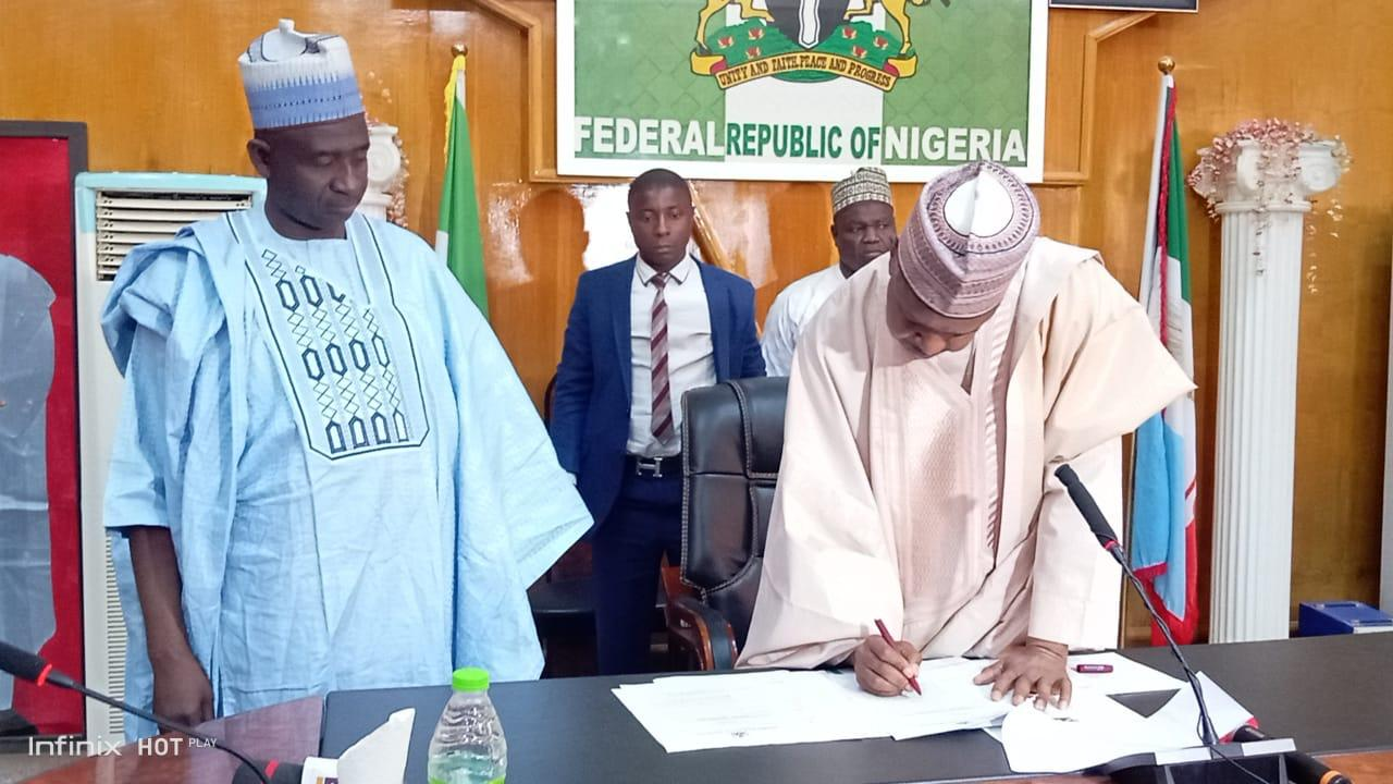  In Pictures:  Gov Atiku  Bagudu Signs 2023  Budget Into Law In Birni Kebbi  