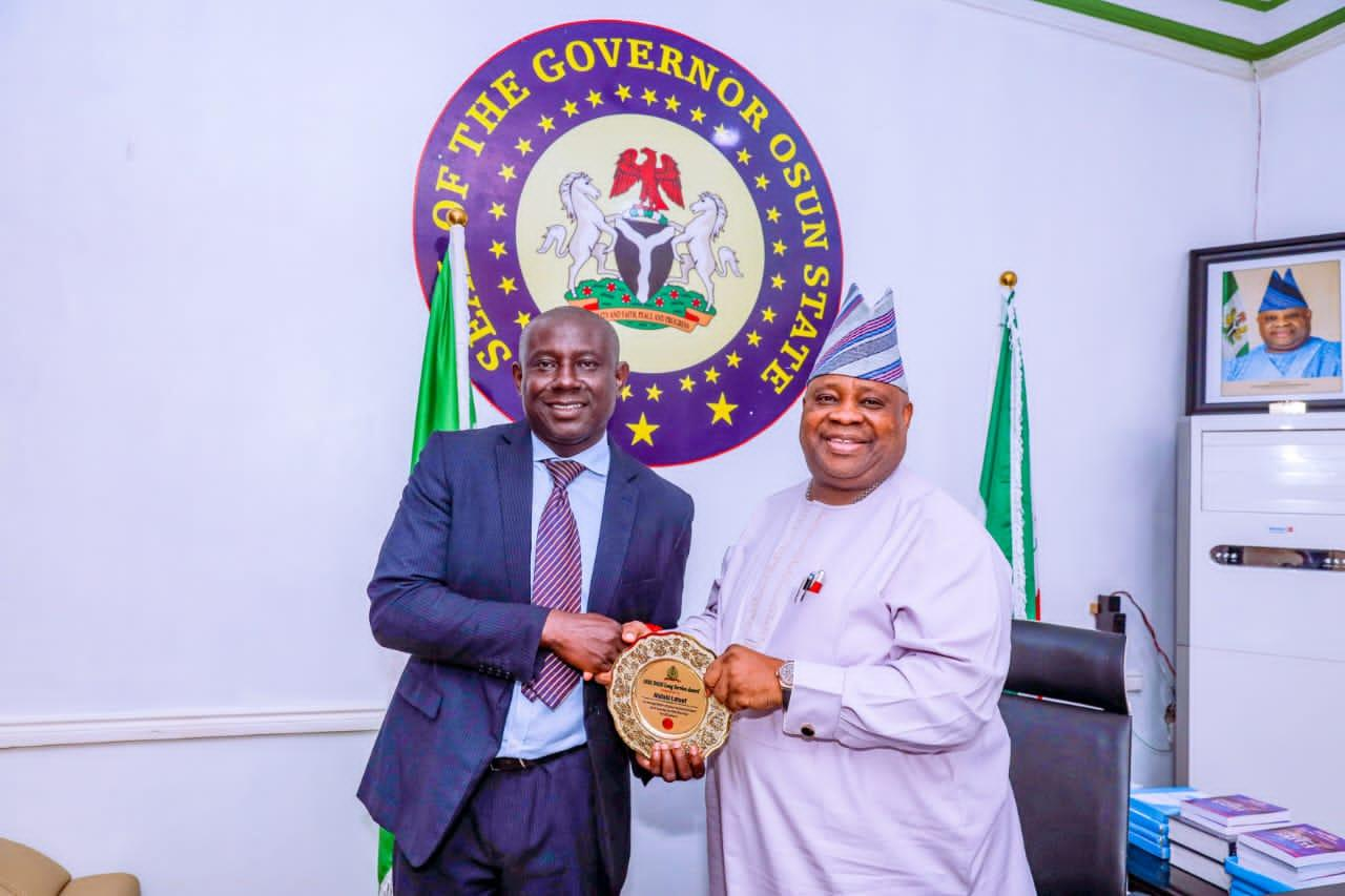 Gov Adeleke Congratulates Chief Detail On Receiving ‘Meritorious Award’
