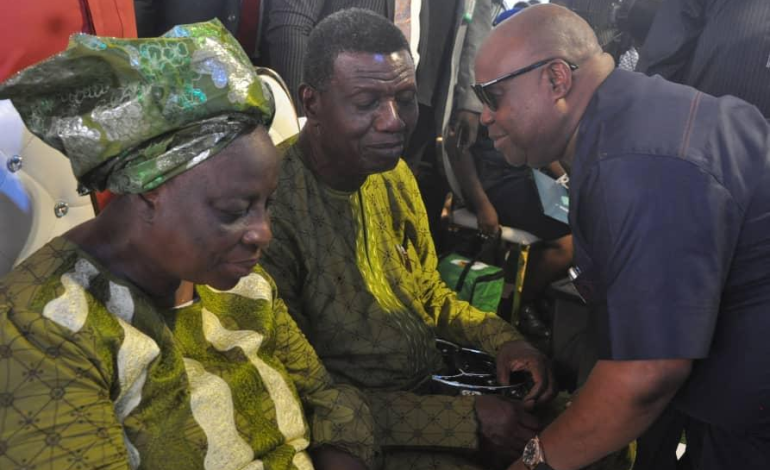 Gov Adeleke, Adeboye Jointly Inaugurate Jennifer Etuh Medical Centre In Ifewara