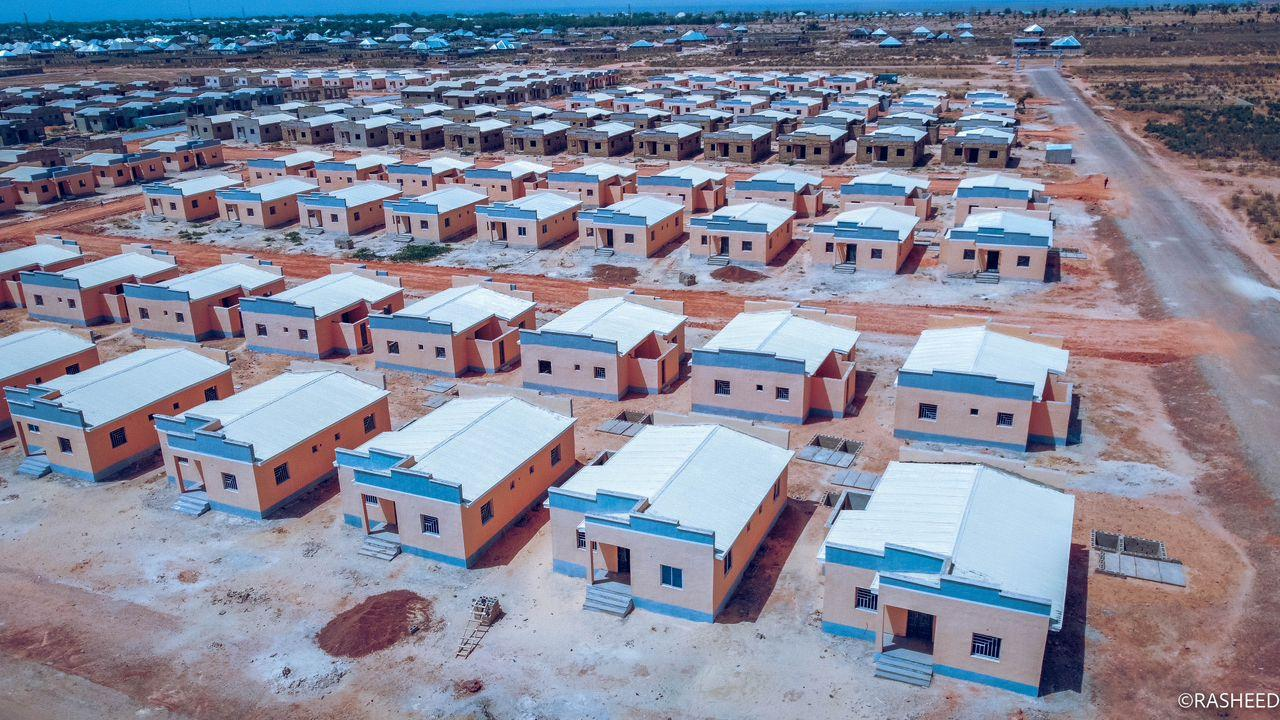 Gov. Bagudu Inaugurates  Housing  Project  In Birni Kebbi 