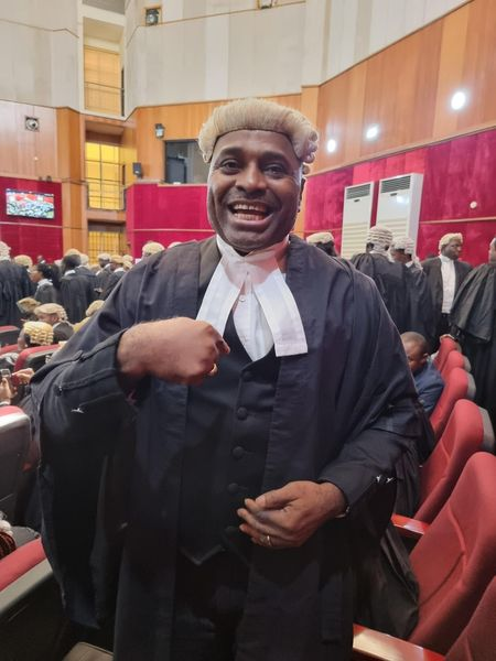 2023 Presidential Election:  Nollywood Actor, Kenneth Okonkwo, Posts Pictures Of Himself , Other Lawyers At Tribunal Sittings Venue