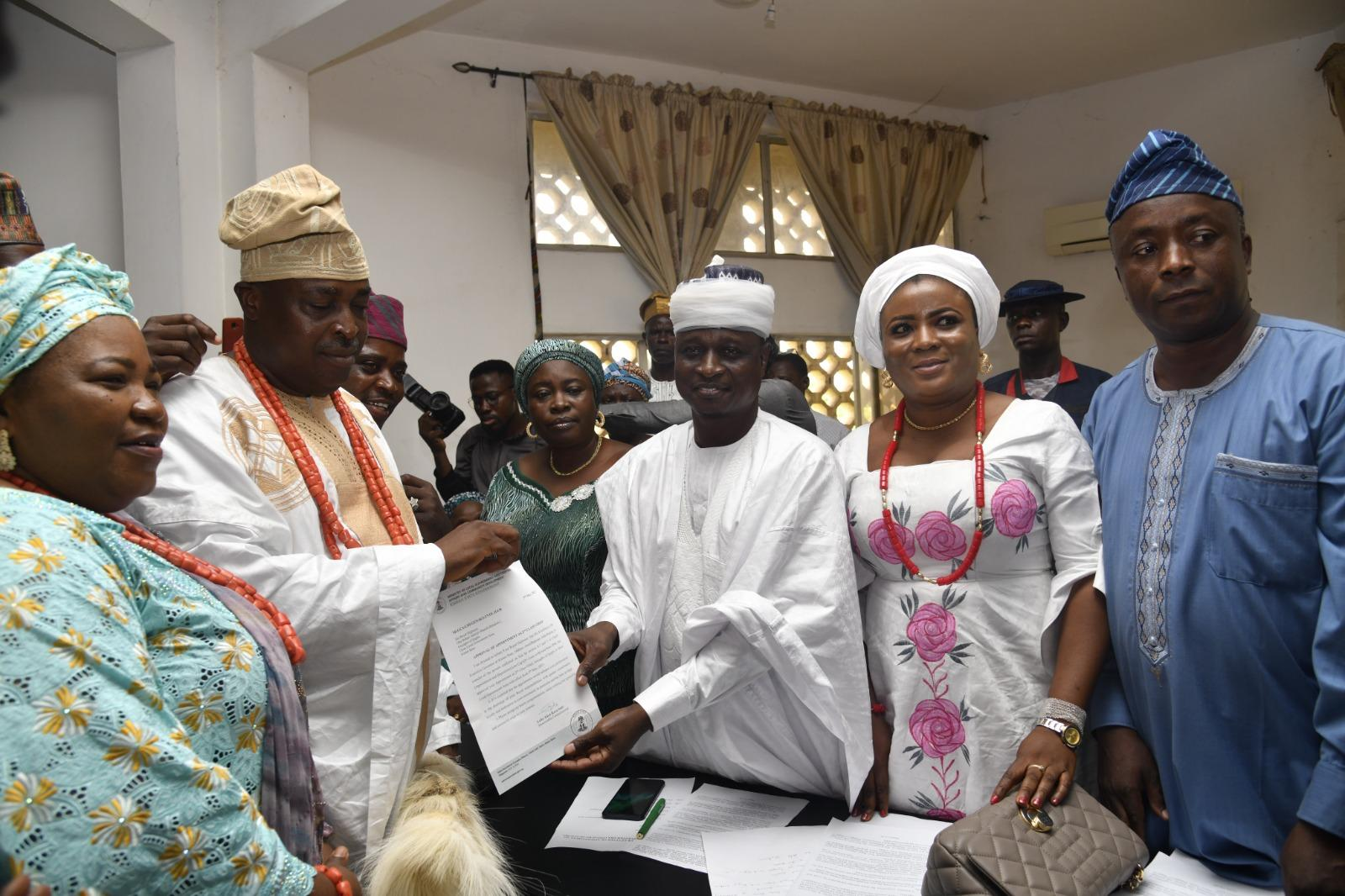 New Onijagbo Of Ijagbo, Buhari Adeniyi ,Receives  Letter Of Appointment In Ilorin