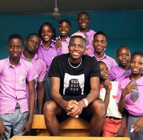  In Pictures: Osimhen Visits Old Primary School In Lagos