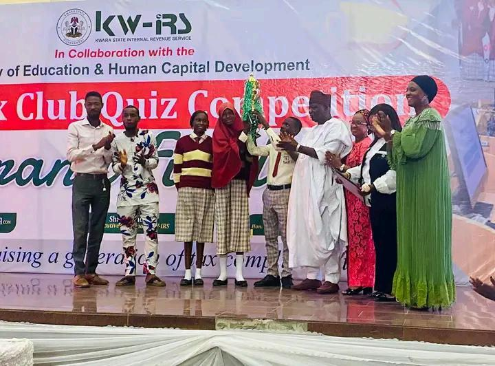 Stepping Stone College Wins 2023 KW-IRS Interschool Quiz Competition In Ilorin…Receives N2.5m Cash Prize