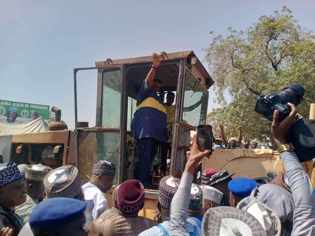 Gov Nasiru Idris Flags Off Rehabilitation Of Intracity Roads In Yauri