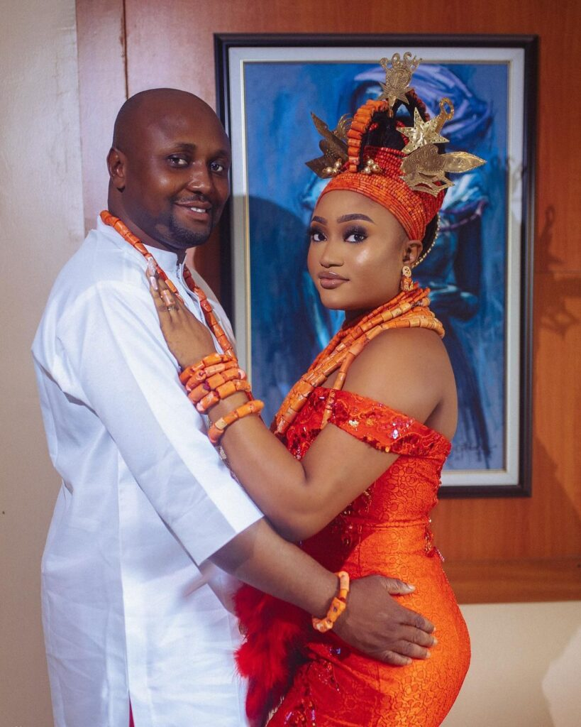 Davido’s Aide Announces Marriage Breakup, Says He Married ‘A Chameleonic Person’…Hold Him Responsible If I Encounter ‘Dangerous Situation’ -Estranged Wife