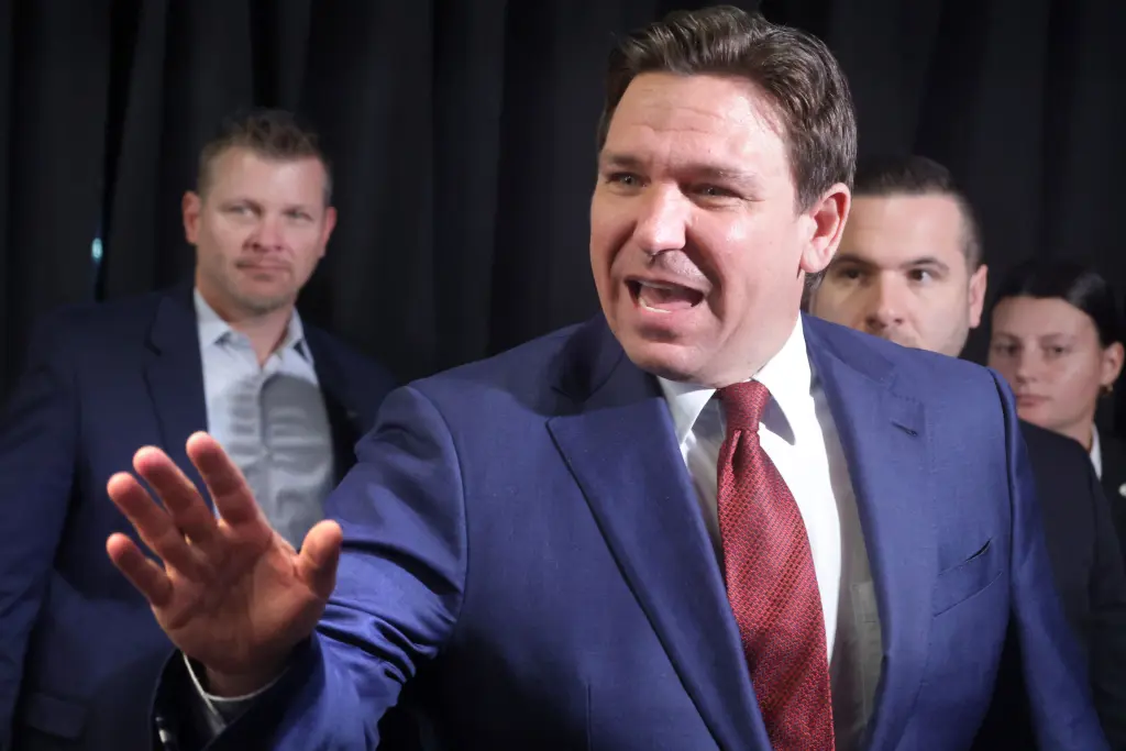 Children Under 14 Stopped From Owing Social Media Accounts In Florida… Gov DeSantis Calls It ‘Landmark Legislation’