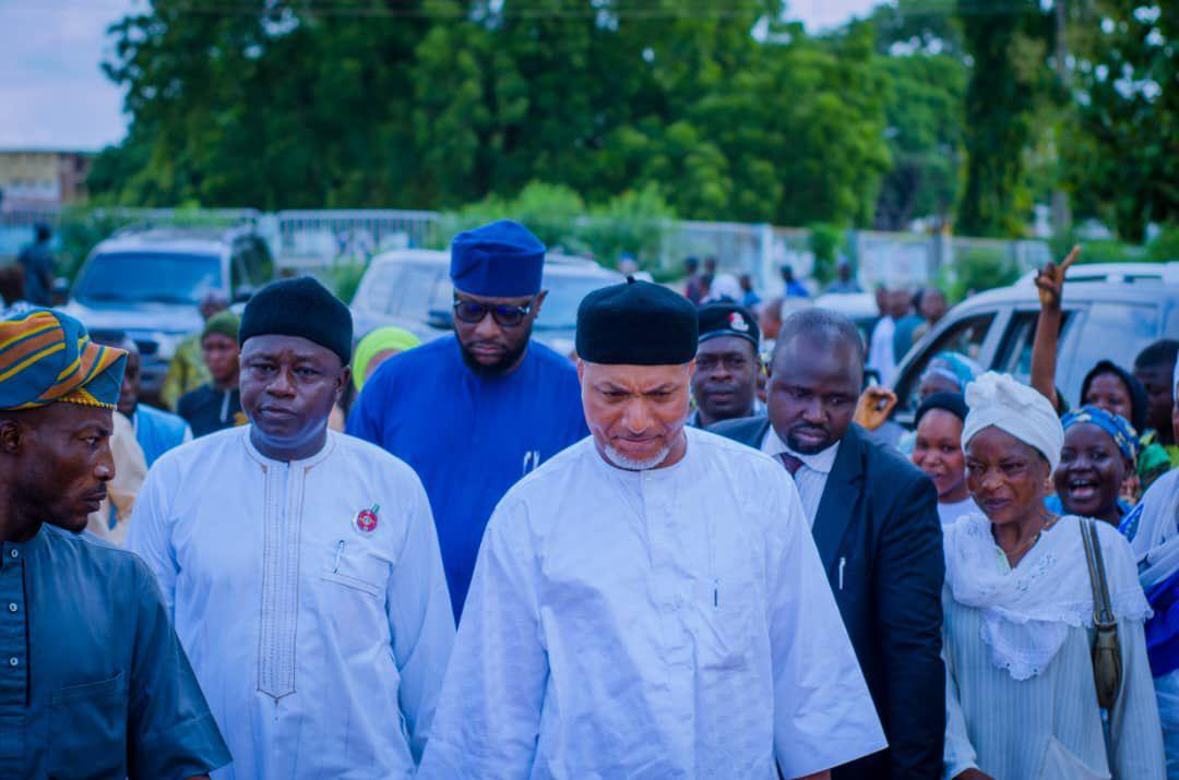 Growing Season: Senator Saliu Mustapha Distributes Fertilizers, Water Pumps To Constituents In Ilorin, Chronicles His Achievements In One Year