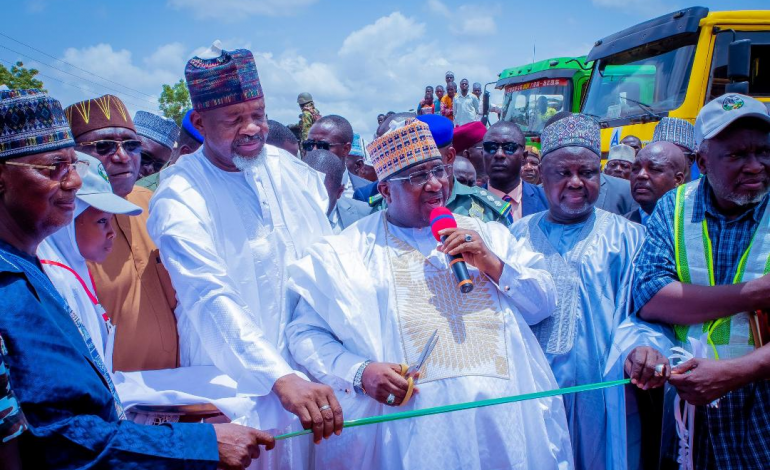 Gov Idris Announces Plans To Construct 300km Of Roads In Kebbi Rural Areas