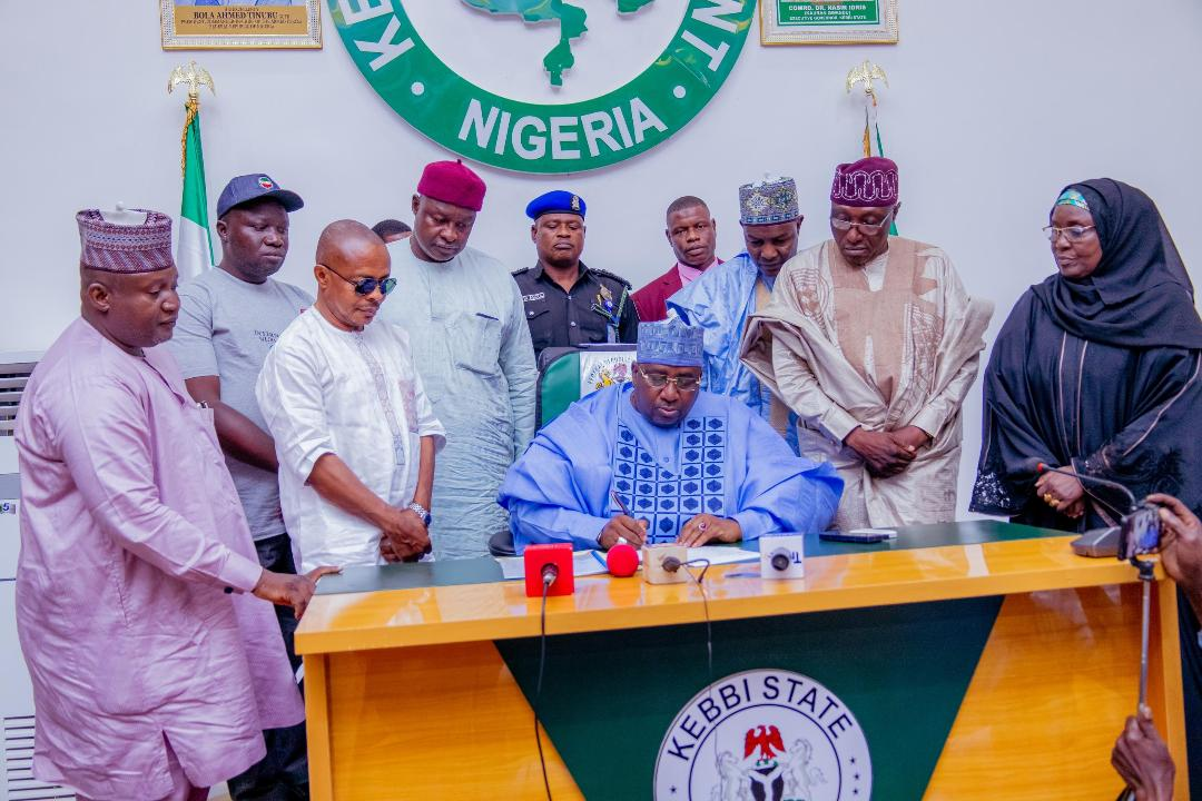 Gov Idris Approves Payment Of N75,000 New Minimum Wage To Kebbi Workers…Gives 72-Hour Implementation Deadline
