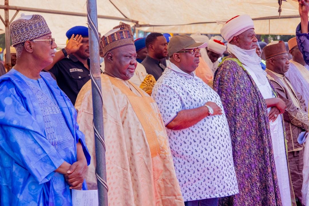 Governor Nasir Idris Flags Off Argungu Dual Carriageway Project As Works Commissioner Calls Him ‘Caterpillar of Development’