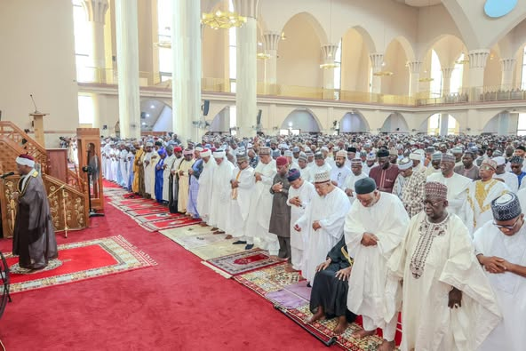 Abuja National Mosque: Saraki In Attendance As Solagberu Leads Worshippers In Friday Prayer