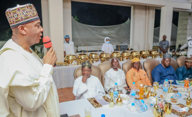 Saraki Preaches Love, Unity During Iftar Dinner With Kwara PDP Stakeholders In Ilorin