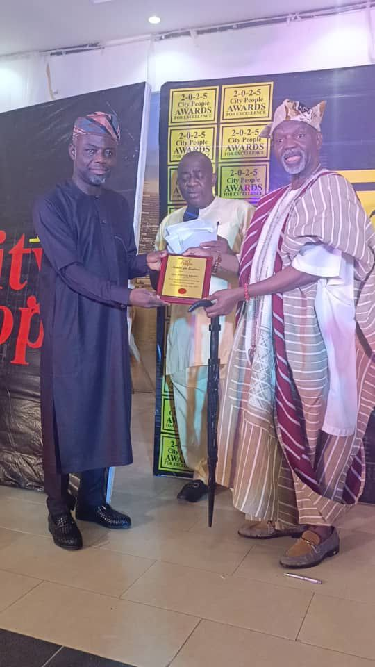 Gov Adeleke Receives ‘Most Influential Governor Of The Year’ Award In Lagos, Emphasizes Role Of Infrastructure In Economic Growth