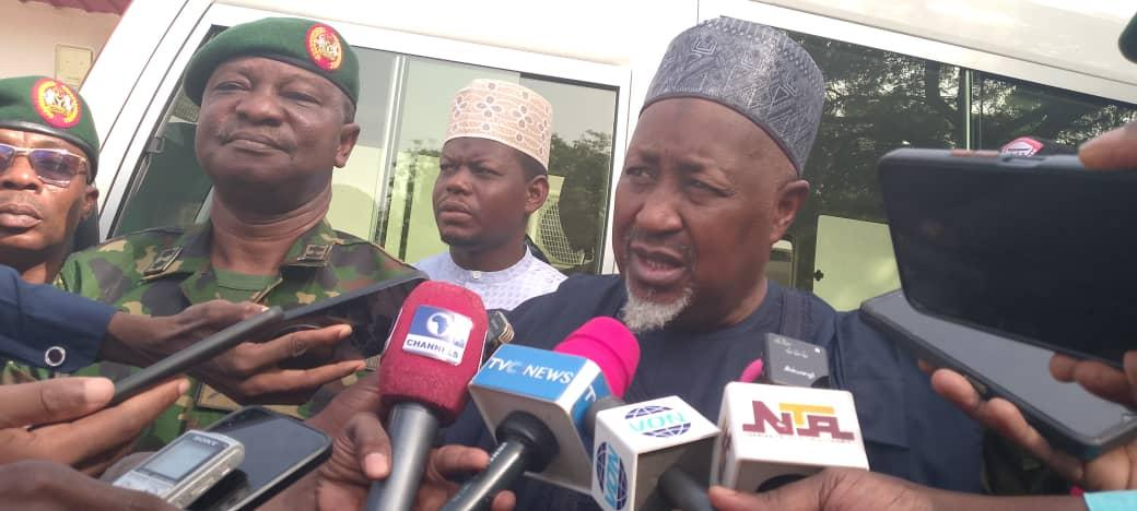Defence Minister Commends Gov Idris For Improving Security In Kebbi