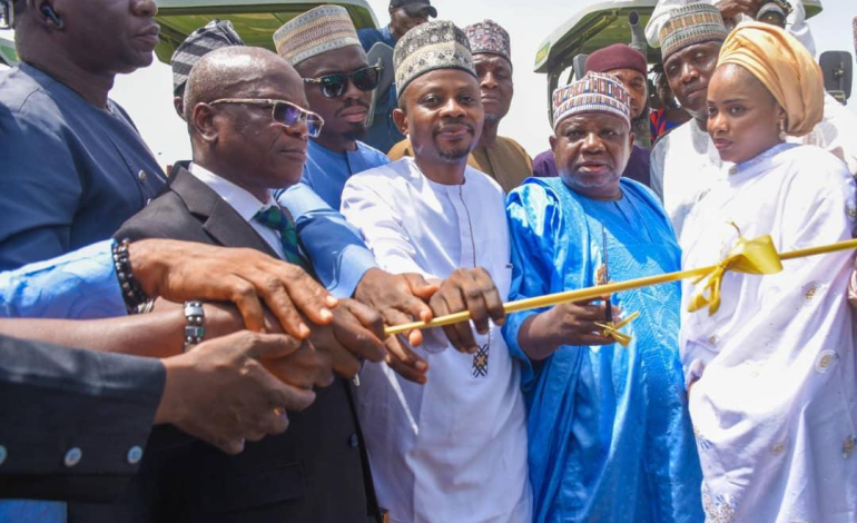 Planting Season: Gov Abdulrazaq Flags Off Distribution Of Farm Inputs To Farmers In Ilorin