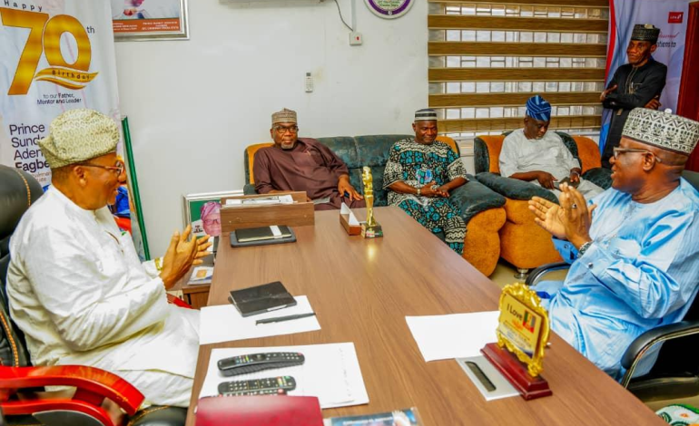 In Pictures: Gov Abdulrazaq Visits Kwara APC Secretariat In Ilorin, Pays Condolence Visit To Razaq Owolabi