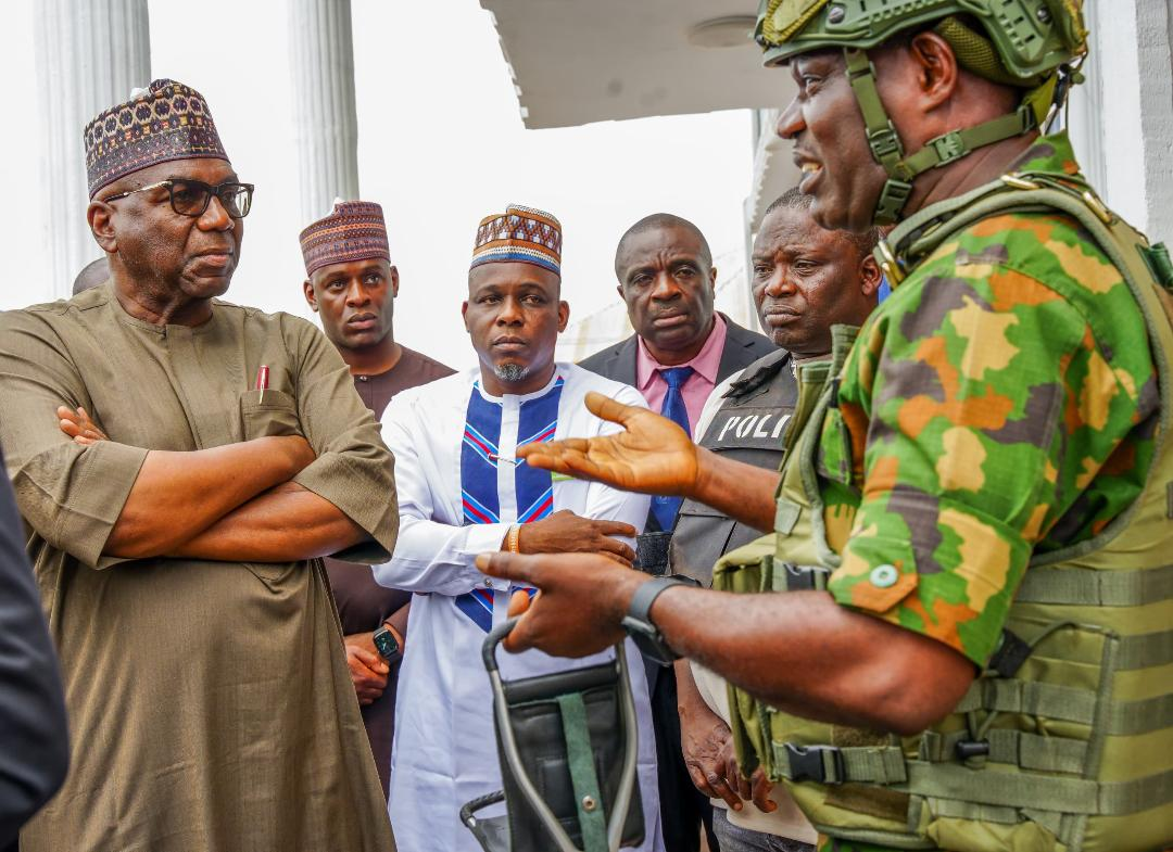Gov Abdulrazaq Pays Sympathy Visit To Oke-Ode, Says Govt, Security Forces Working Hard To End Insecurity