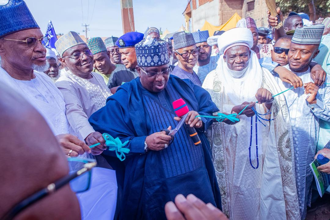 Gov Nasir Idris Flags Off Dual Carriage Project In Jega