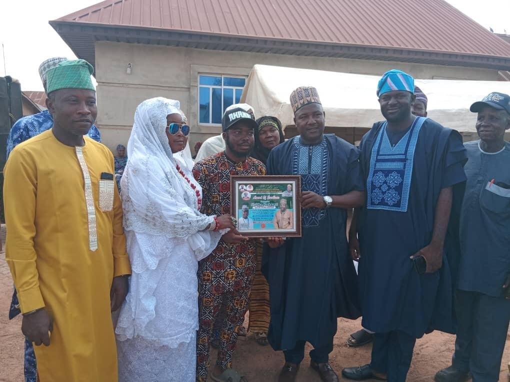 Lawal Hussein, Kamaldeen Akanbi, Musa Atoyebi, Other Prominent Kwarans Honoured With ‘Merit Award’ In Erin-Ile