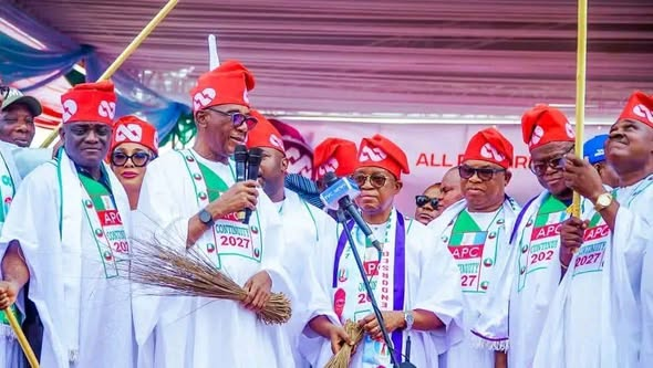 Oyetola, Oyebamiji, Lawal Emphasize ‘Unity’, ‘Cohesion’ As 2 Senators, 3 Reps Members Formally Join APC In Osun