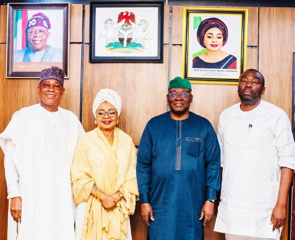 In Pictures: SWAGA Leaders Pay Congratulatory Visit To Ayo Omidiran In Abuja