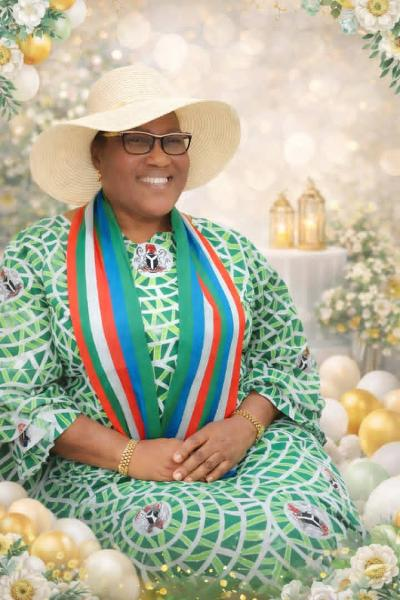 Nurudeen Adeyemi Wishes Oluwatoyin Opawoye ‘A Happy Birthday’