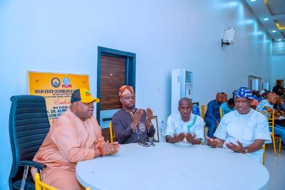 In Pictures: Gov Adeleke Breaks Fast With Osun Correspondents’ Chapel Members In Osogbo